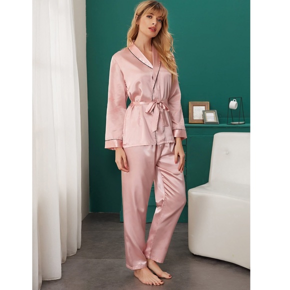 Satin Light Pink Kimono Pajama Set 2 piece - Picture 3 of 6
